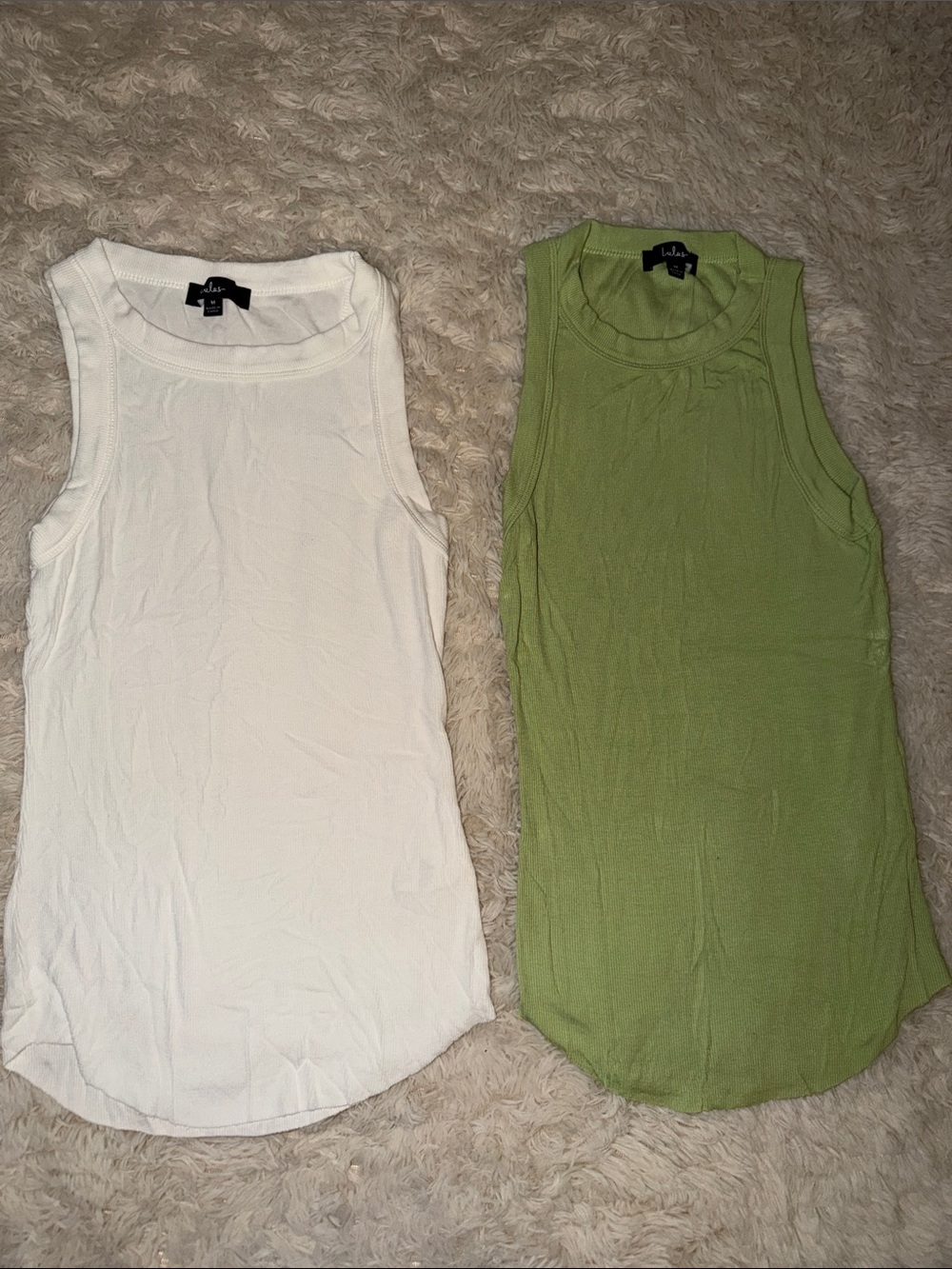 Lulu's Ribbed Tank Tops in White & Light Green - Set of 2